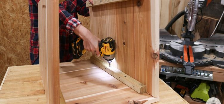 DIY Spring Garden Planter Box – Perfect Weekend Project for Easter